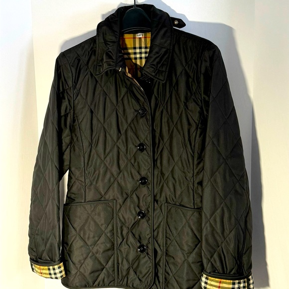 Burberry Diamond Quilted Thermoregulated Jacket. - Picture 1 of 8